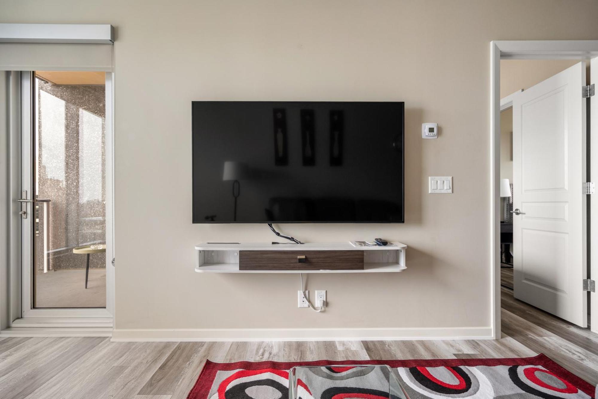 City Centre Retreat - 1Br Condo With Desk YYC Esterno foto