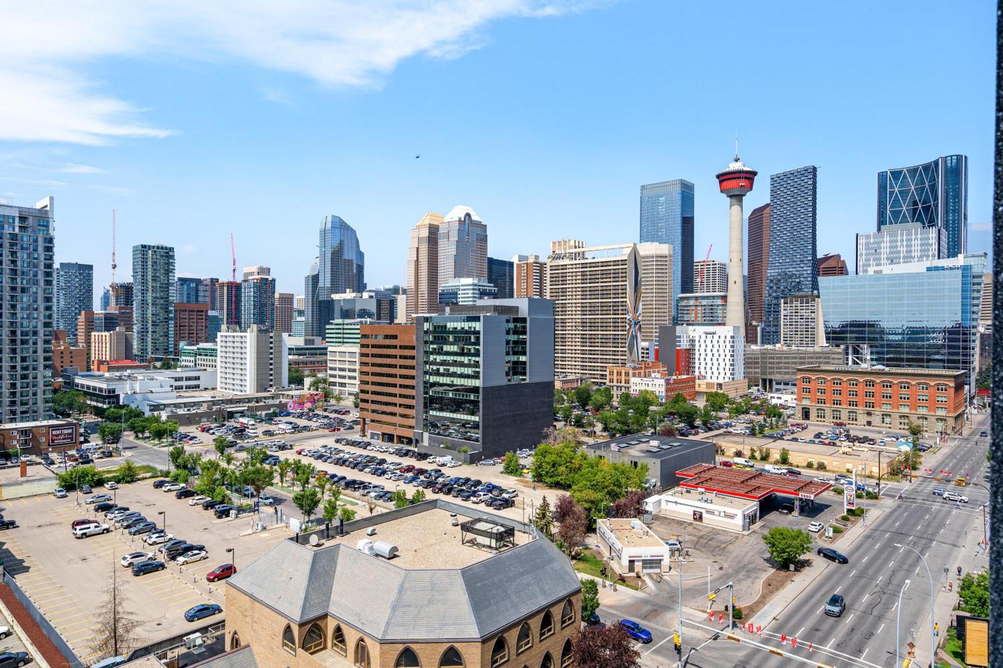 City Centre Retreat - 1Br Condo With Desk YYC Esterno foto